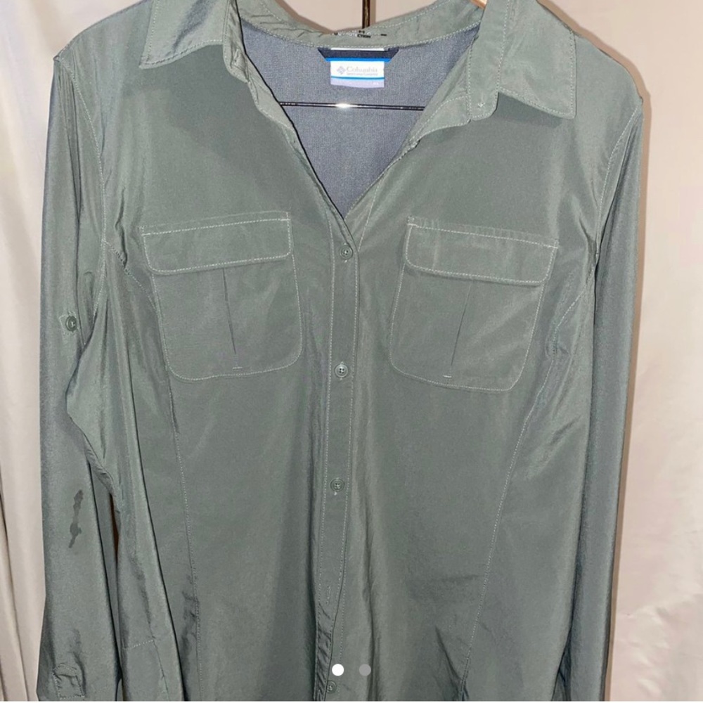 Columbia sportswear company button down